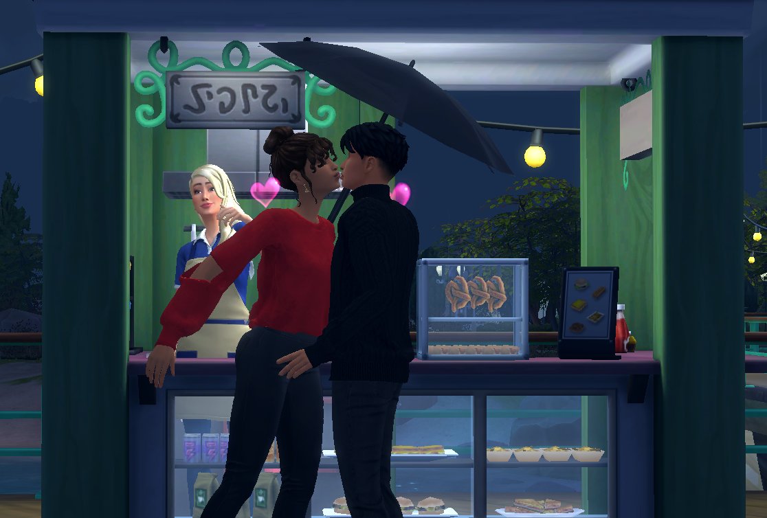 SecretSimmerWW's tweet photo. First kiss under his umbrella
#TheSims #photobomb https://t.co/CNPjYxvOGX