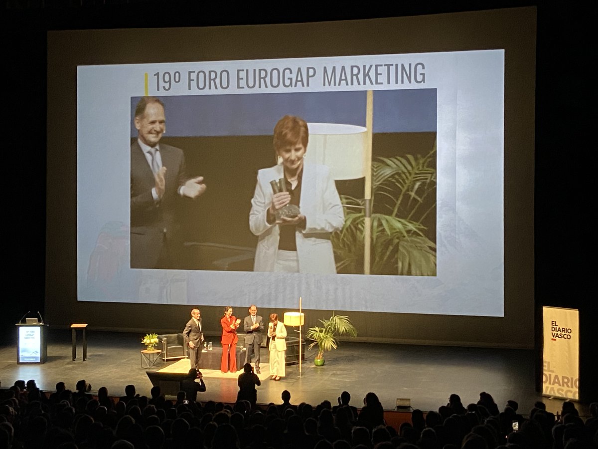BerriUp's tweet photo. Ayer asistimos al #19º #FOROEUROGAP Consultoría de Marketing de Negocios. Desde #berriup queremos felicitar a Aitziber Larunbe, Elen Orcolaga y a todo el #equipo de @EUROGAP Consultoría de Marketing de Negocio por una espectacular jornada 🔝
#Marketing #Negocios https://t.co/RtOMb3n0zA