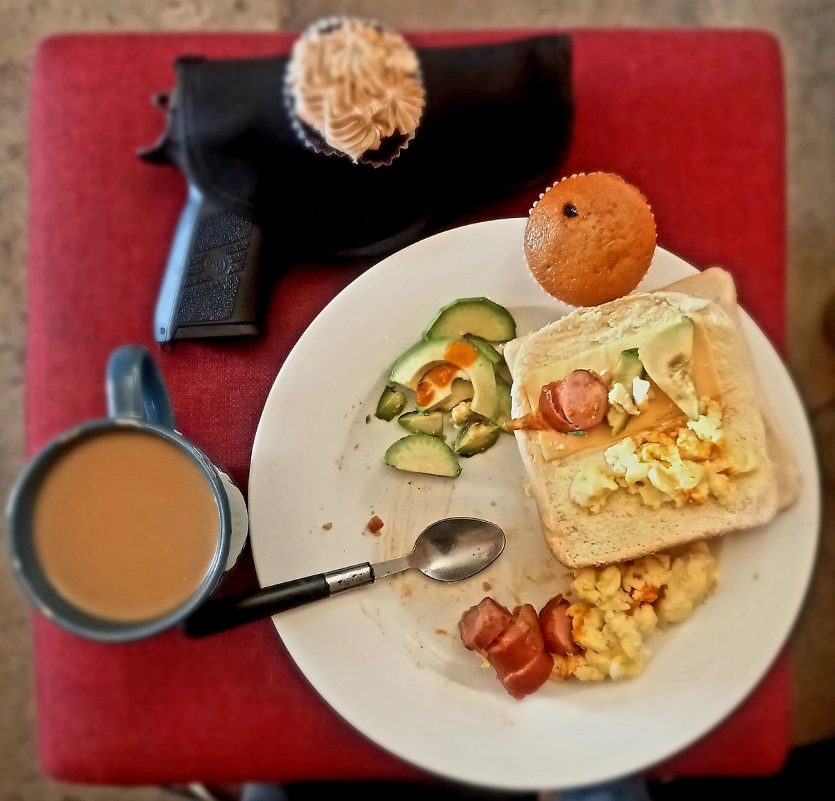 Lloyd_LTS's tweet photo. Late Friday breakfast #votsekANC #NationalShutdown #2024Election #kefriday https://t.co/u3ADYcLjga