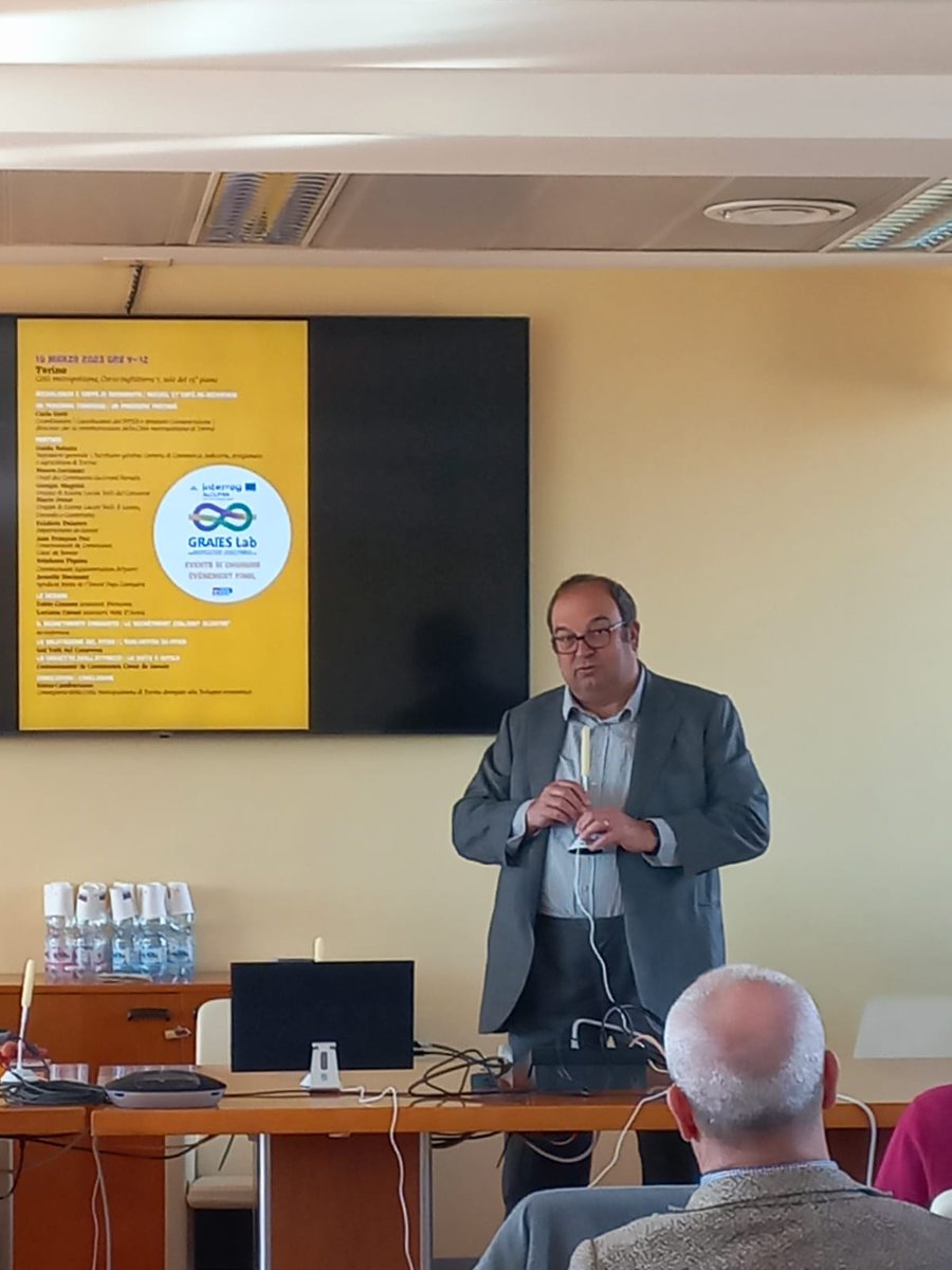 #graieslab
Guido Bolatto, segretario generale <a href="/CamComTorino/">Camera Commercio TO</a> delinea i punti di forza del progetto #pitem