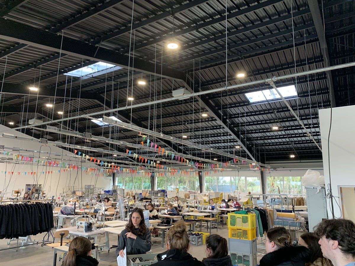 BSAMDDL's tweet image. Alexandra, merci pour cette visite très enrichissante. Notre classe de B1SAM du lycée Dupuy de Lôme, a vraiment apprécié cet échange. 👍👍👍👍😄😄😄😄 #leminor