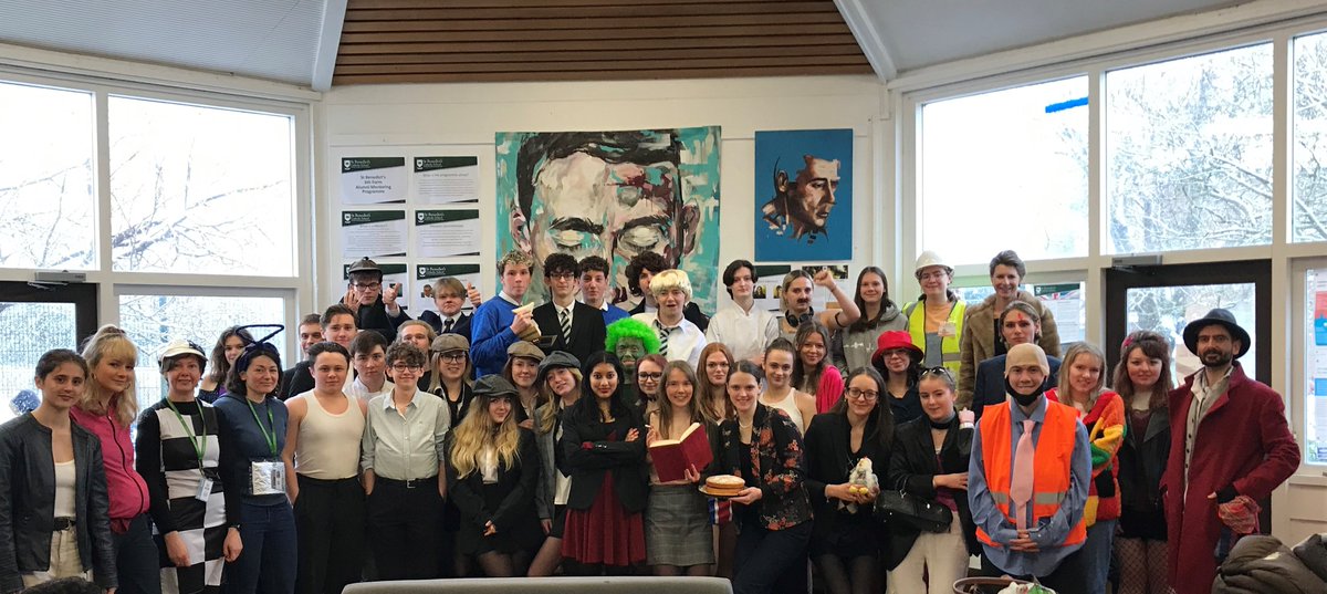 British Icons
Y13 are raising money for their prom and today was dress up day.
How many British Icons can you spot?
#stbenedicts #stbenedictsy13prom #britishicons
