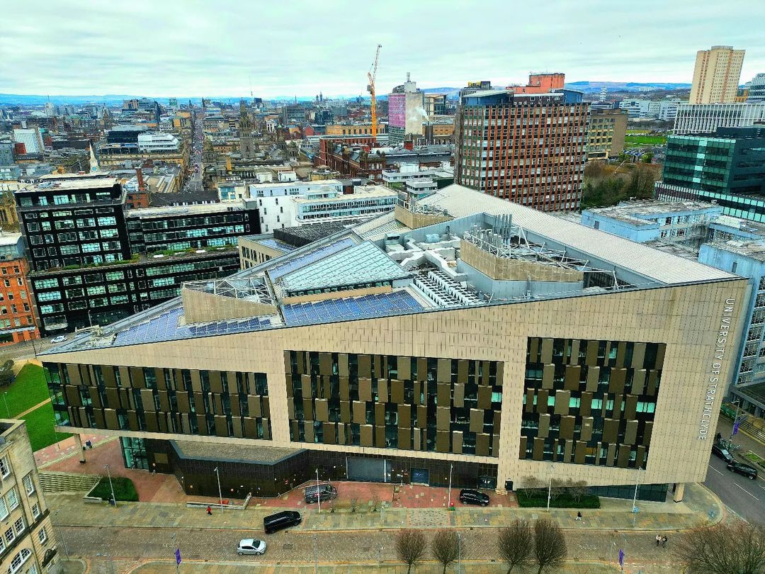 UniStrathclyde's tweet photo. Campus from a different perspective! 😍

Thanks for sharing your #StrathLife @stupatterson 📸 https://t.co/BeXdYbPds0