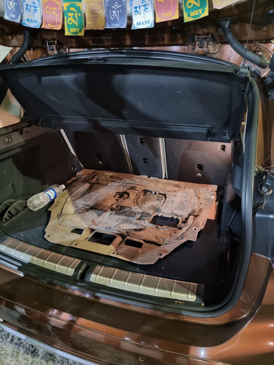 dhavalsdave's tweet photo. @bmwindia @BMW Worst experience at the BMW Service Center Pune. First, they did not put the bottom plate back. I had to give my car back to the service center. Second, even after the series of inspections, the car broke down on the highway! https://t.co/ujA6prX7qS
