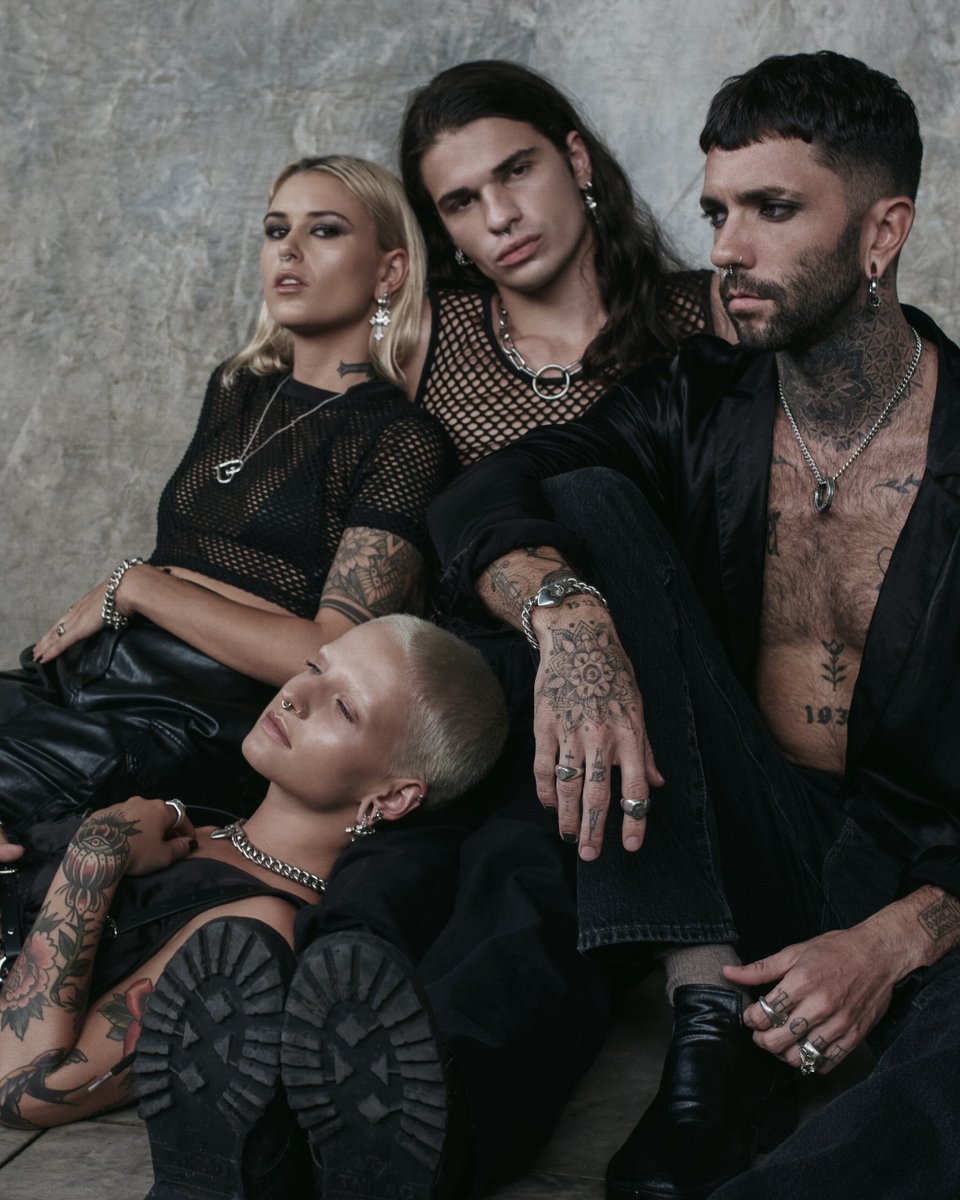 AskEmblaStore's tweet photo. This season, we’re looking back at our favourite musicians and artists from our younger years who were heavily influenced by the punk movement and its embrace of individuality, creativity, and non-conformity – and reimagining it for today.

-

#askandembla #askemblastore https://t.co/0hRl6IFa0c