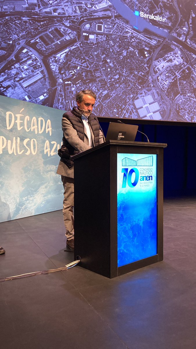 Escuchando al gran <a href="/carfergue/">carfergue</a> en el X Congreso Náutico de <a href="/anen_nautica/">ANEN</a> en #SanSebastián Nos ha dado una visión magistral sobre el uso de las RRSS