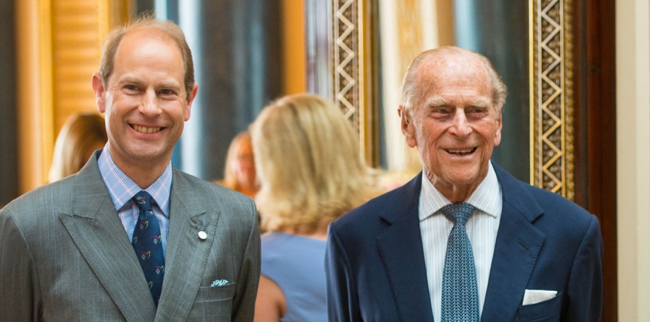 UGLE_GrandLodge's tweet photo. Happy 59th Birthday to Prince Edward, the newly made Duke of Edinburgh! ๐๐
@RoyalFamily
#Fremasons #RoyalFreemasons #RoyalFamily https://t.co/hSh3Q7pnSC