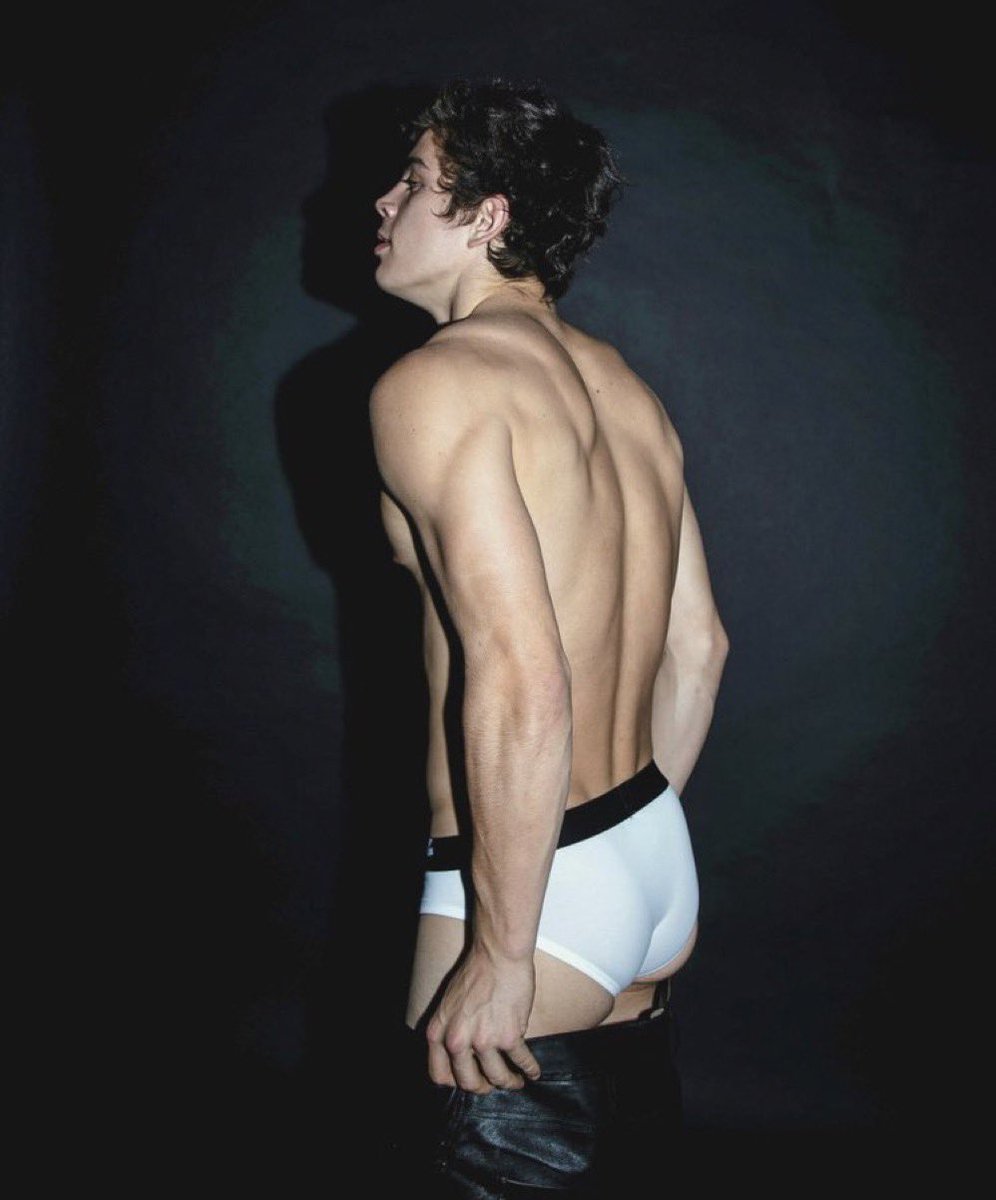 Celebrity Men & onlyfans guys ๐ฏ ๐ฆ๐บ on Twitter "Hayes Grier ๐ฅ"