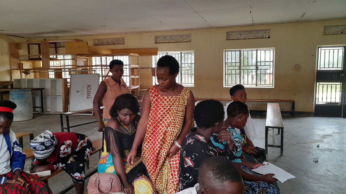 YfcUganda's tweet photo. The #ChangeMakers 
Series 2:
We recognize #Rehema as an #UnsungHero this #WomensMonth2023 
She plays a vital role in ensuring that key information can be accessed by the girls &amp; young women in the #Oruchinga refugee settlement, in a language they understand 
#WomenSupportingWomen https://t.co/xAFbK0AXPs