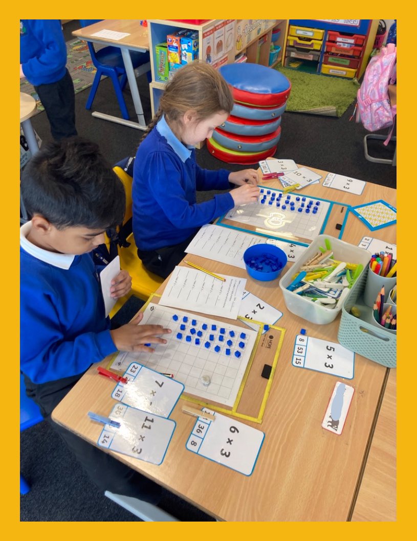 MissFis2828018's tweet photo. This week we have used different multiplication strategies to solve 3x table problems. Today we were making arrays to help us count in 3s. #cpa #equalrows @saracenprimary @glasgowcounts https://t.co/2eY9gkOv8Q
