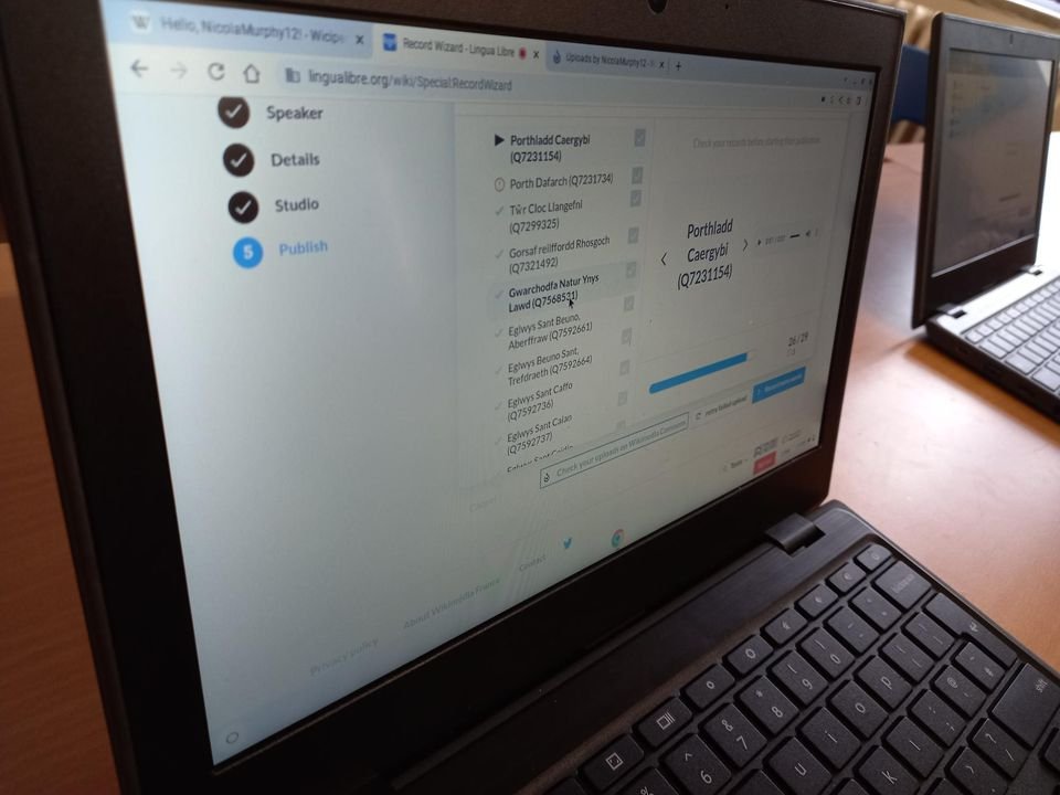 Menter Iaith Môn tweet media