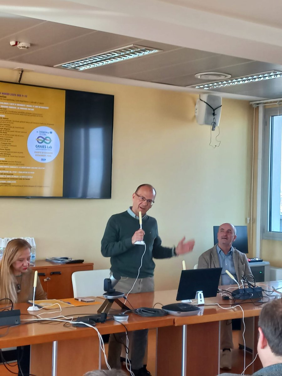 #Graieslab
Marco Bonatto e Giorgio Magrini del @galcanavese condividono con il pubblico anni di impegno e soddisfazioni sui risultati ottenuti