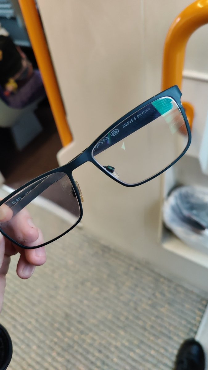 AdamRLeslie's tweet photo. If you lost your Land Rover glasses on the Hayes line - I handed them in at Charing Cross @Se_Railway https://t.co/vvBcSIErhB