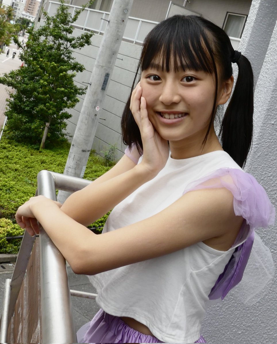 mitihatuzuku's tweet photo. 過去の写真見返したら枚数多す��てスッゲー時間かかってる…
これまでツイートしてなかった分しても良い…のかな^^;

俺がぶどう党に最初に行った時
2020.10.11
#ぶどう党 #花咲心菜 #撮って出し #jc2 　　　  
 #コンデジの本気を見せてくれ #DMCTX1 https://t.co/q65uiLvBU6