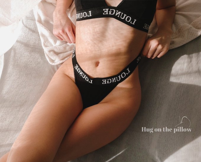 On se rapproche doucement des 1000 abonn&eacute;s 🤩☀️   #loungewear #lounge #sunny #sun #underwear #thong #girl<a href="/tag/girl"class="tags"><span>#girl</span></a><a href="/tag/sexy"class="tags"><span>#sexy</span></a><a href="/tag/sun"class="tags"><span>#sun</span></a><a href="/tag/sunny"class="tags"><span>#sunny</span></a><a href="/tag/underwear"class="tags"><span>#underwear</span></a><a href="/tag/thong"class="tags"><span>#thong</span></a><a href="/tag/lounge"class="tags"><span>#lounge</span></a>