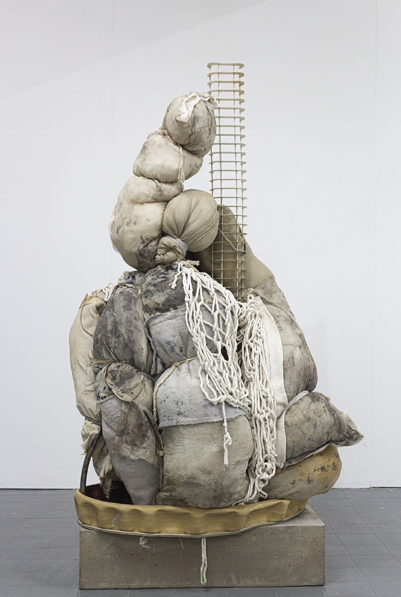 heardjournal's tweet image. Had the pleasure of writing about the work of #NC22 artists Eva Hopper, Ciara Otuokere, Nicole Sheppard and Rosalie Wammes and their exploration of object-based memories, storytelling and time. @NewContemps exhibition @SLG_artupdates till Sunday 12th March platform.newcontemporaries.org.uk/journal