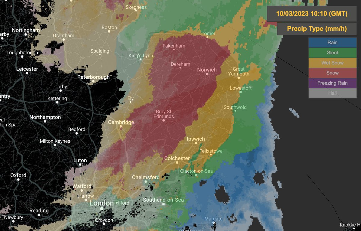 EAST: Snow continues to slowly clear southeastwards in the coming hours, with a thaw of lying snow likely this afternoon as temperatures rise to 3-5°C. ⚠️ A significant risk of ice tonight into Sat morning, as clearing skies lead to a widespread frost, locally down to -7/-8°C 🥶