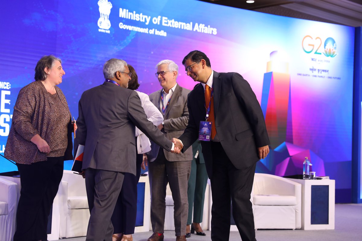 PwC_IN's tweet photo. We were #PwCProud to be at @RaisinaDialogue! Our Chairperson @SanjeevKrishan_ launched a first-of-its-kind climate change resilience study in partnership with @orfonline. Find out more: https://t.co/aJcIzLWF4Y | #TogetherWeSolve #CommittedToIndia #Raisina2023 https://t.co/bG6Amm1yQv