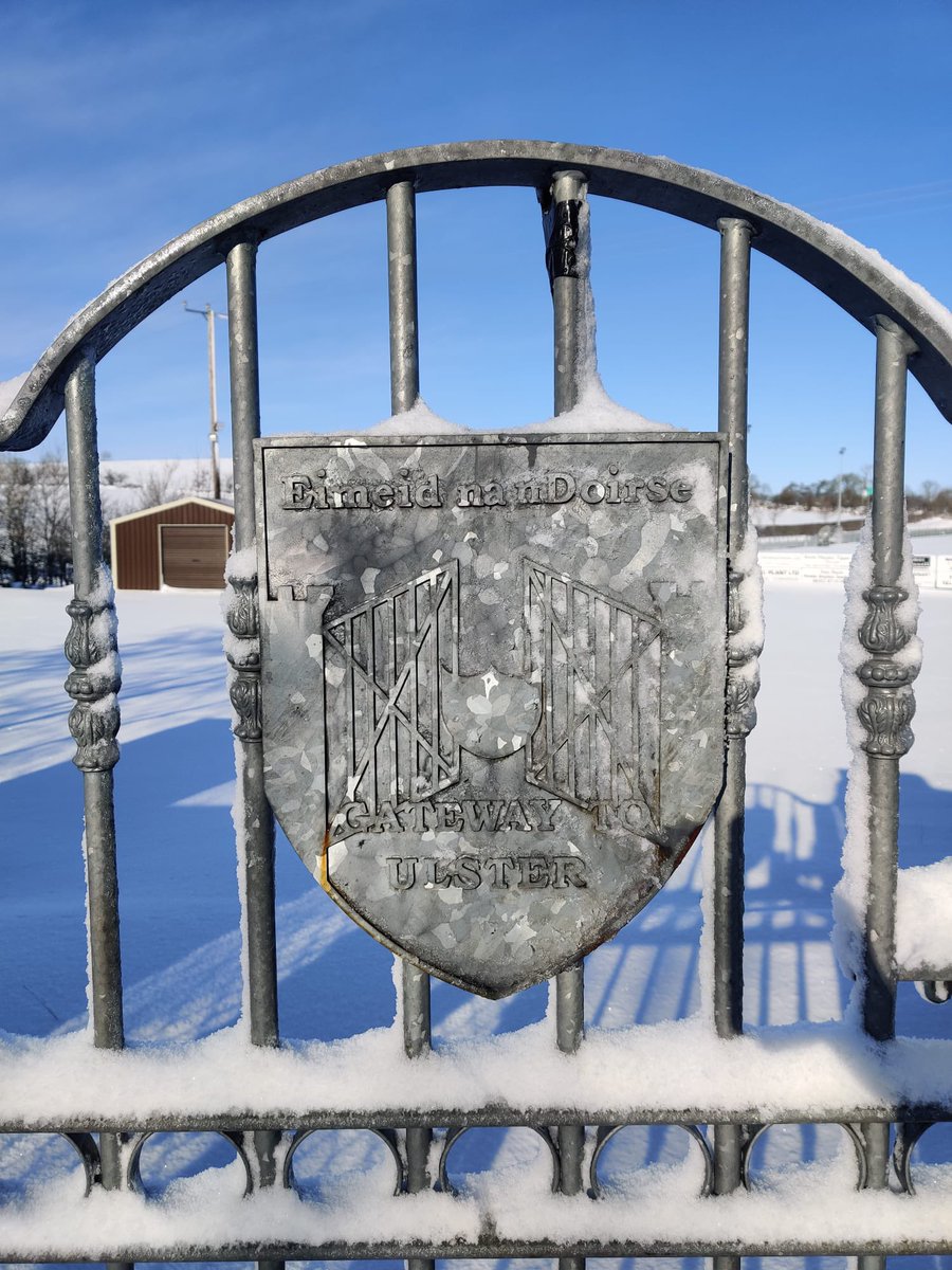 DorseyEmmetsGAC's tweet photo. Waking up to a winter wonderland this morning and no where looks better than our very own club grounds ⛄️ ❄️ 

Credit to Ciara Moley who braved the conditions to take the snaps 📸

#snowday #clubviews #snowpics https://t.co/AMJfxHNbtF