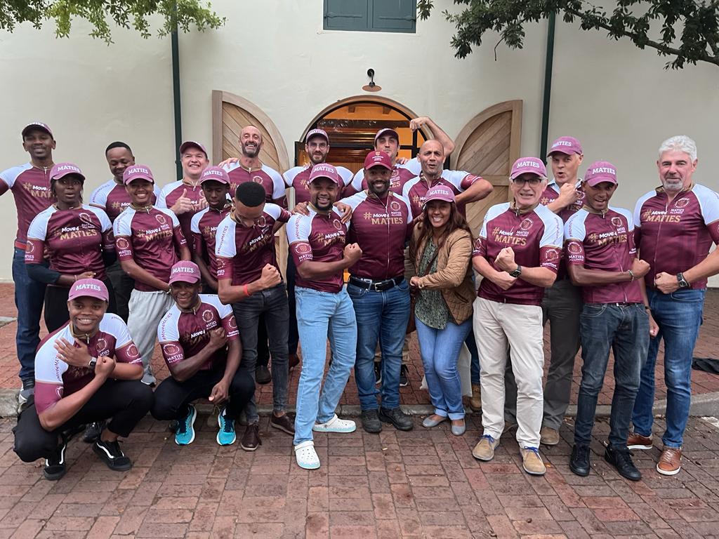 StellenboschUni's tweet photo. Prof Wim de Villiers, SU Rector and Vice-Chancellor, will again put his endurance to the test on Sunday at the #CapeTownCycleTour. You can back Prof Wim and the Matie team with by donating to this worthy cause.
Visit https://t.co/36faPWWz3u to help #Move4Food https://t.co/opVlUoQeoT