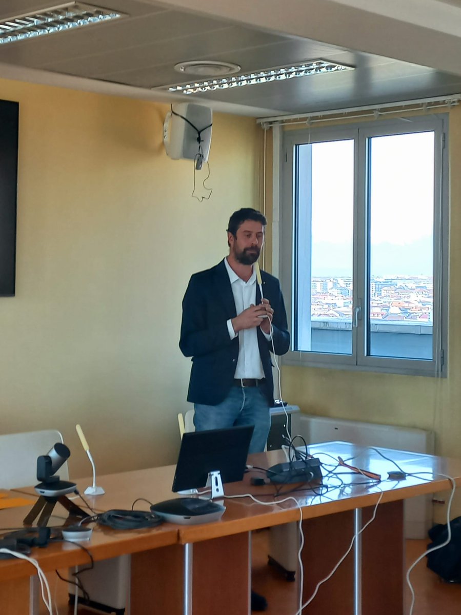 #Graieslab
Bruno Mecca Cici, presidente <a href="/ColdirettiTo/">Coldiretti Torino</a>, chiude gli inteventi dei partners del progetto #Pitem <a href="/InterregALCOTRA/">Interreg ALCOTRA</a>