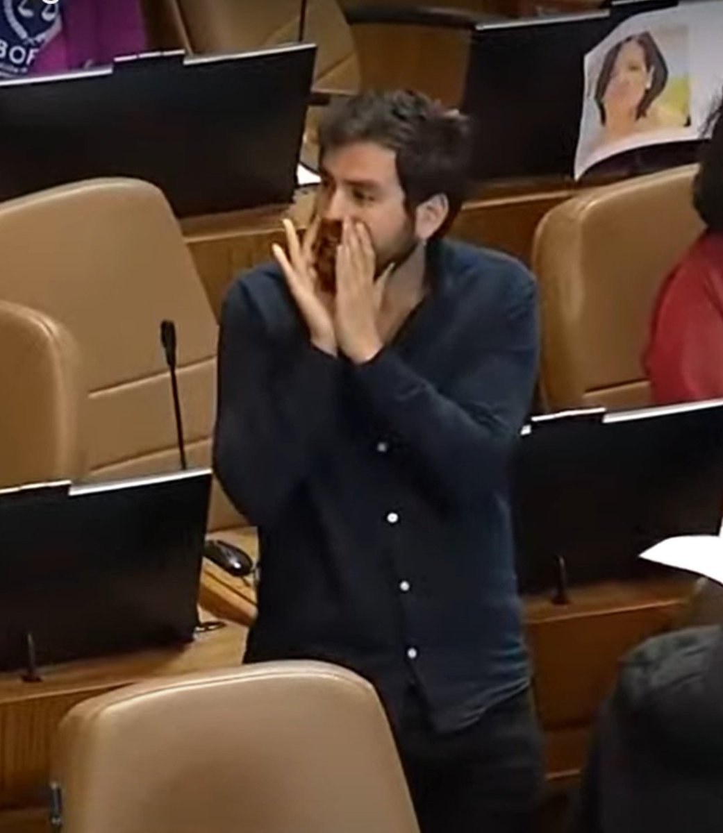 aracenaclau's tweet photo. Reforma tributaria rechazada en 40 segundos .. se pasan https://t.co/GOzG0f5NeF
