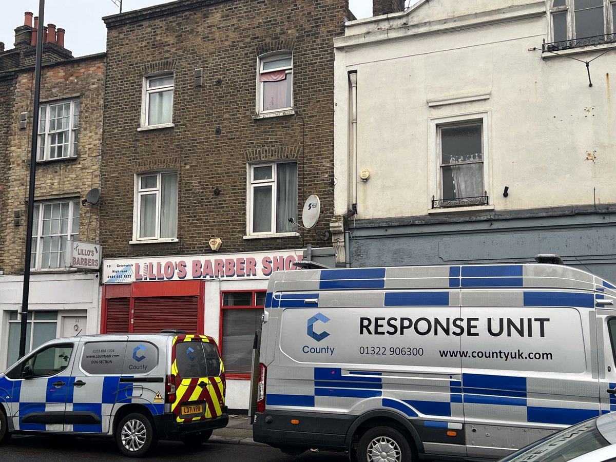 CountyEnforc's tweet photo. @EvictionErt  out doing what it dose best. Are you having issues with trespassers, contact us today. 

T: 0203 886 1024
E: ert@countyuk.com
W:https://t.co/rVn8TzQ1R5 https://t.co/Hb7UxeRtr2