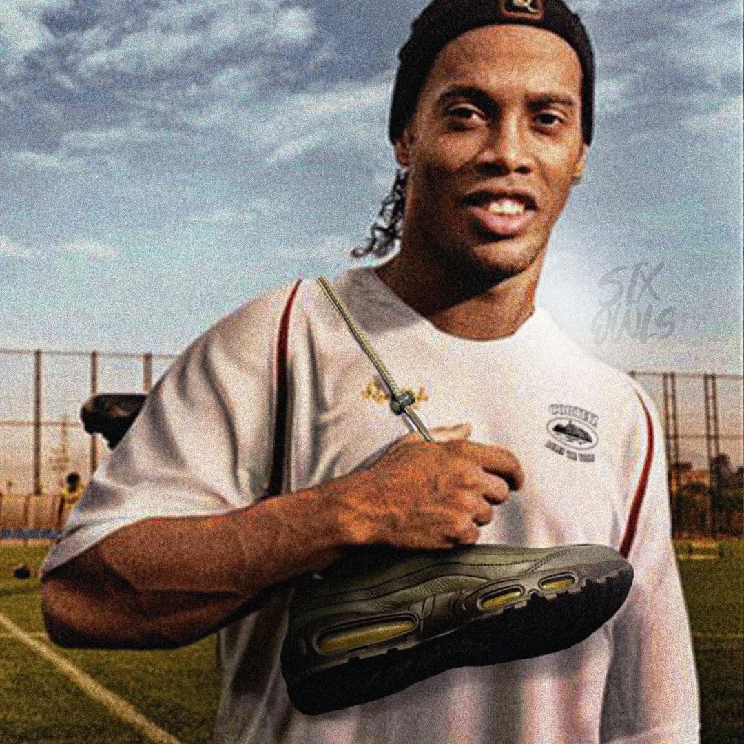 SIX OWLS 🎨 tweet media