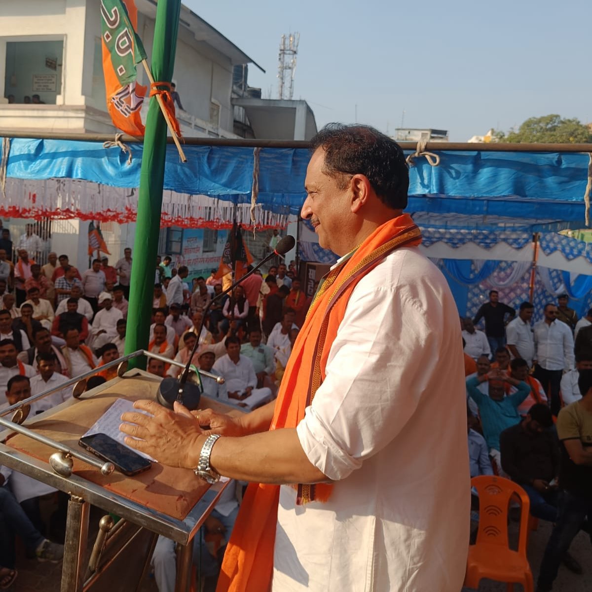 RajivPratapRudy's tweet photo. भाजपा की विकासवादी नीति को मिलेगा समर्थन, सभी प्रत्याशी होंगे विजयी...
छपरा में सारण स्नातक एवं सारण शिक्षक निर्वाचन क्षेत्र से राजग उम्मीदवारों डॉ॰ महाचंद्र प्रसाद सिंह एवं श्री धर्मेन्द्र सिंह के नामांकन समारोह सह आम सभा में
@JPNadda @sanjayjaiswalMP @BJP4India @BJP4Bihar https://t.co/36s1VSKLzz