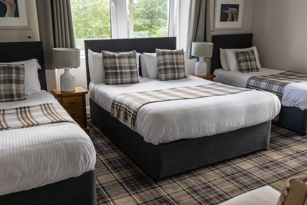 TheBBDirectory's tweet photo. Breakfast, lunch and dinner can be enjoyed at Whitebridge Hotel. Soak up the atmosphere and relax whilst staying here.
https://t.co/RVcU83KYcQ 
#Hotel #Accommodation #FoodandDrink #Family #Pets #WarmWelcome #Explore #Walking #Hiking #Whitebridge #Stratherrick #Invernessshire https://t.co/1kc7SKNpaE