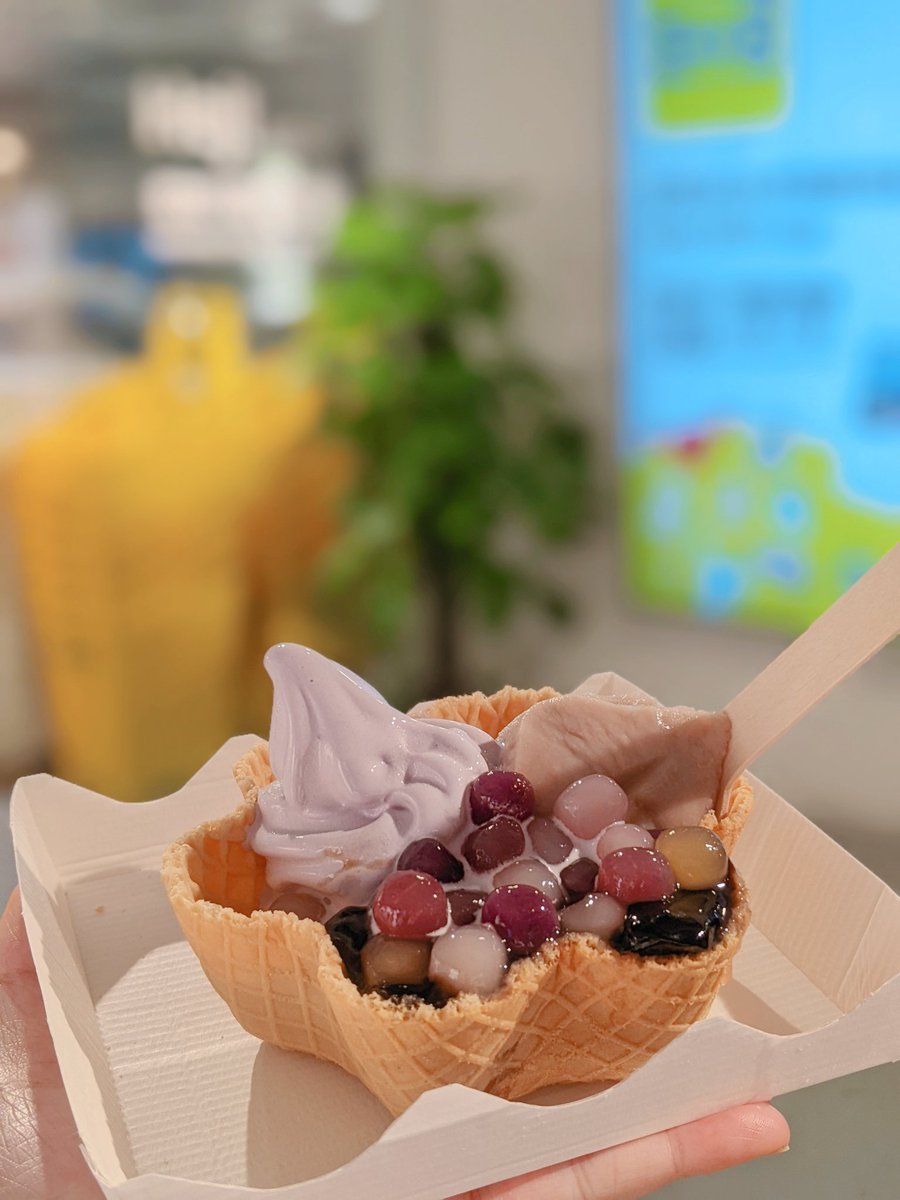 nonromancebal npc 🛫 AFK on Twitter "bought a dozen egg tarts and got a