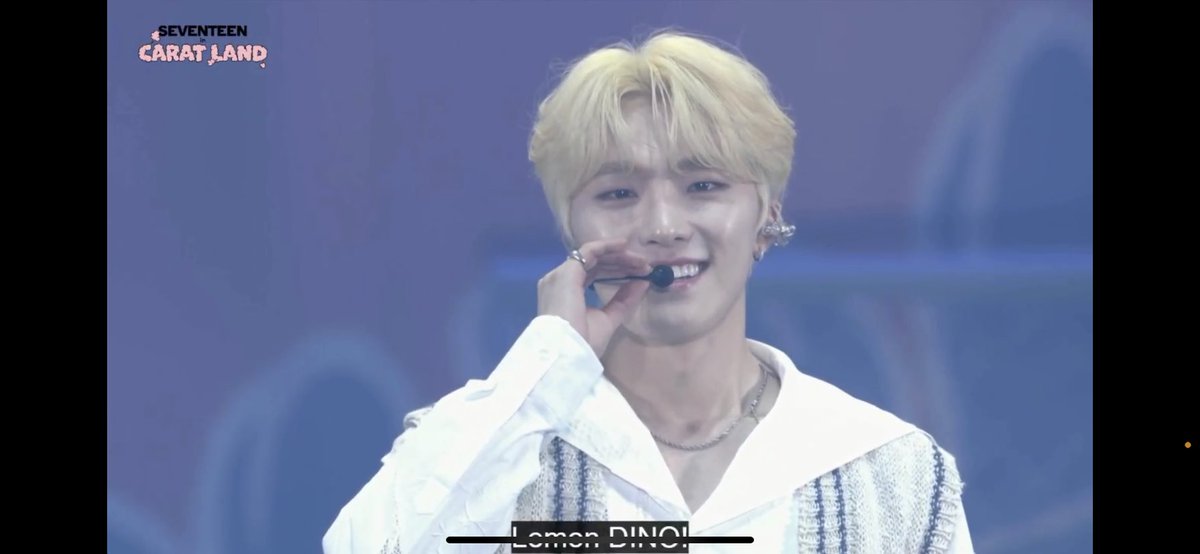 he looks so pretty 😭😭😭
#DINO #SEVENTEEN #SEVENTEEN_CARATLAND #디노