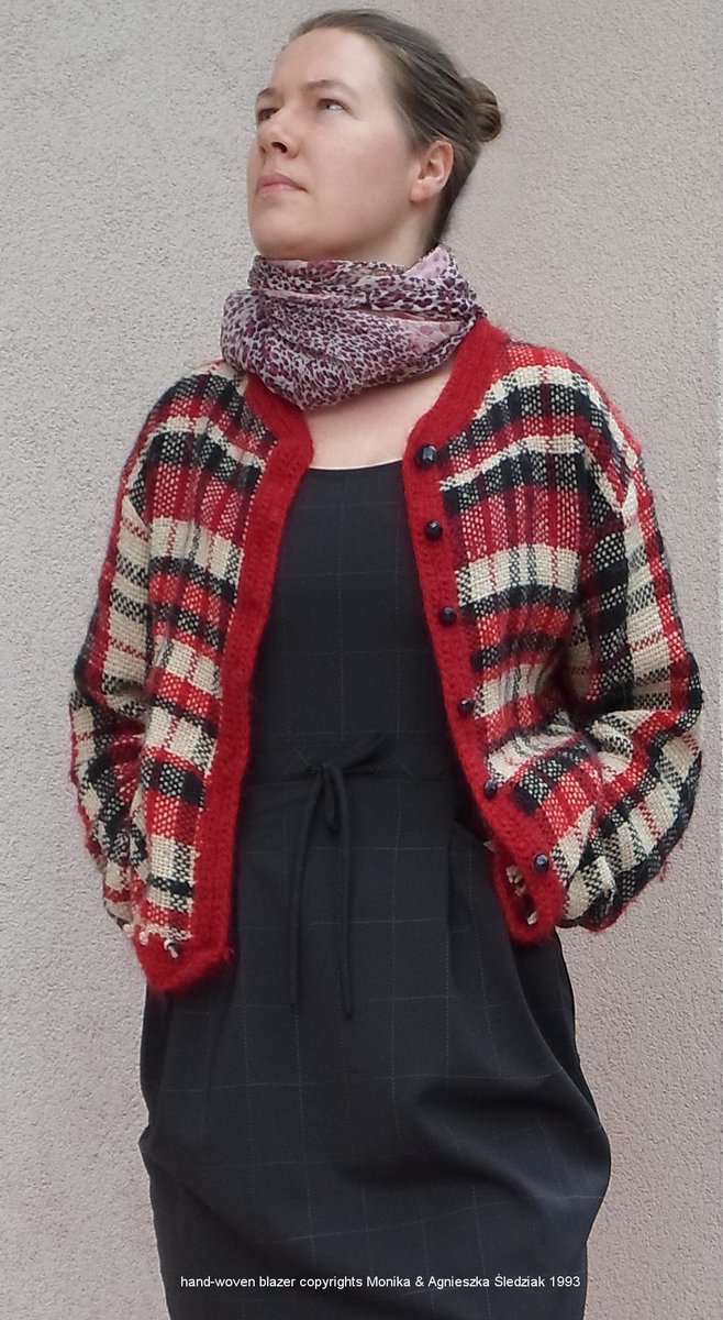 I designed  this hand-woven sweater in 90ies. I made it of camel wool. Updated about 20 years ago with crochet trimming. 
Do you like It?
#handmade
#crochet
#designer
#copyright