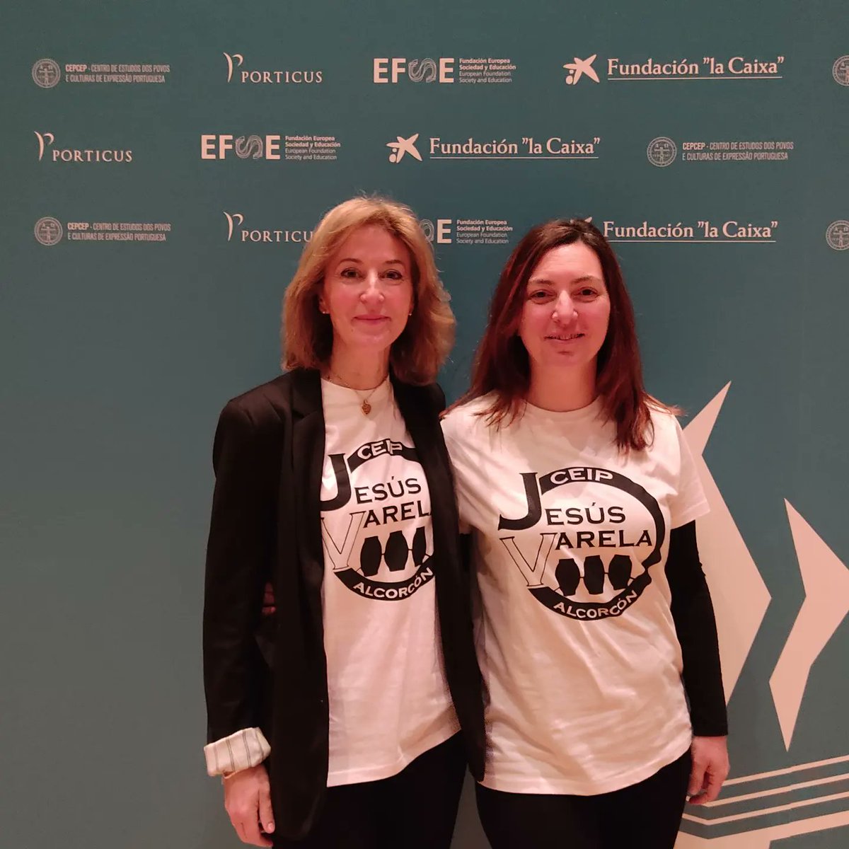 ceipjesusvarela's tweet photo. Participando en representación de nuestro centro en el #simposio #internacional sobre #liderazgo #educativo.
#SimposioLEI #liderazgoeducativo
@porticusglobal @socyedu https://t.co/gG4WCcMdHI