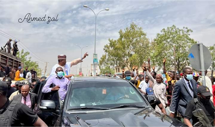 AirSadeeq's tweet photo. APC gubernatorial candidate of Bauchi State @CAS_AMSadique visits Muda lawal Market in Bauchi metropolis to sympathize with them over the fire accident that occurred yesterday evening. He also donated five million naira to the victims of the fire incident. 
@Sadiya_farouq https://t.co/cLuMrc4oQV