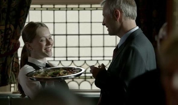 Did you know that the actress Charlotte Spencer - who currently stars as no-nonsense detective Nikki Jennings in <a href="/BBCOne/">BBC One</a>'s #TheGold - played the teenage waitress Carly Kirk in <a href="/Line_of_duty/">Line of Duty</a> Season 2 alongside <a href="/mark_bonnar/">Mark Bonnar</a> (Mike Dryden)? #LineOfDuty