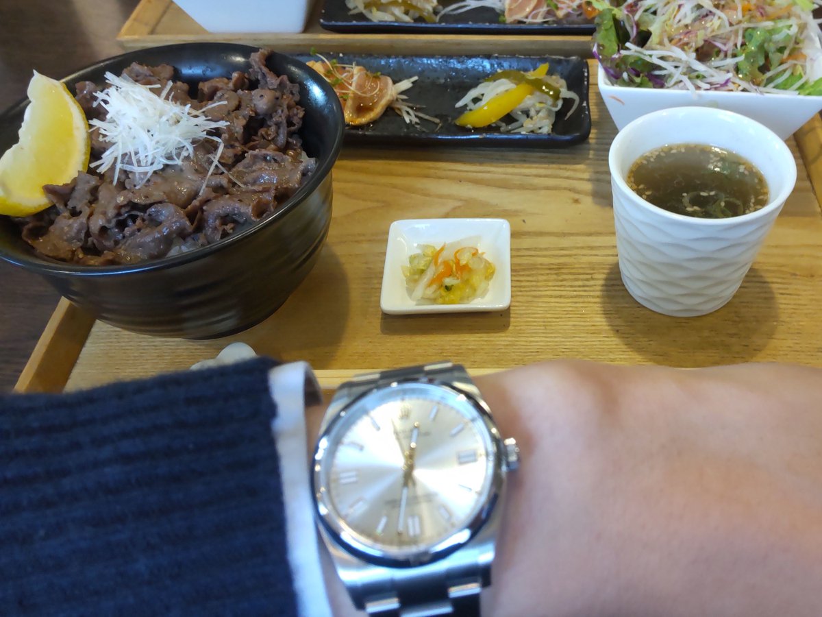 SAGISHI (@ntuserdat) on Twitter photo 今日はランチ会に😋牛タン丼‼️
皆さんイイお店を知ってますネッ✨
ありがとうございました🙇♂️
x.com/ZOtxqnSaW6LNUe… 今日はランチ会に😋牛タン丼‼️
皆さんイイお店を知ってますネッ✨
ありがとうございました🙇♂️
x.com/ZOtxqnSaW6LNUe…