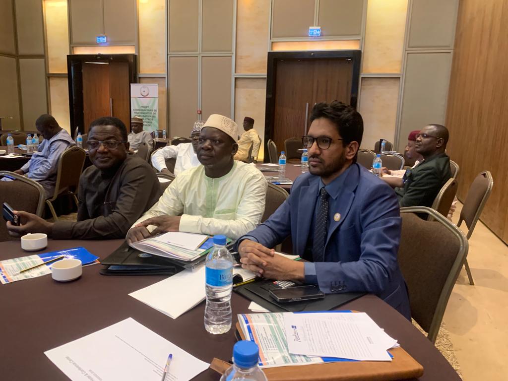 PCRSSMali's tweet image. #PCRSS - JOUR 2 Comité Régional de Coordination 
Le Mali participe avec une forte délégation de 13 membres, conduite par M. Fadeby DOUMBIA représentant du @MEF_Mali et M. Oumarou CAMARA Coordinateur du @PCRSSMali 
ENSEMBLE POUR UN SAHEL STABLE ET RESILIENT !