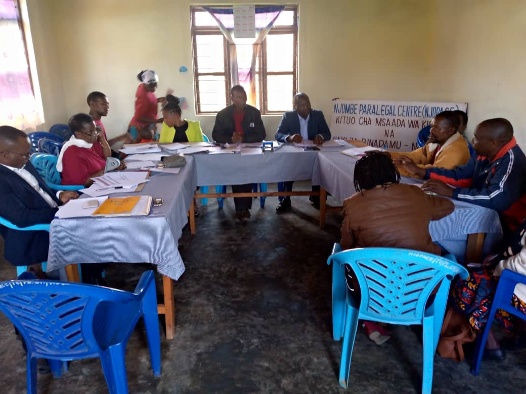 NjopaceN's tweet photo. Mkutano Mkuu wa shirika (Bodi &amp; Paralegals NJOPACE tarehe 24/02/2023 ambao ulifanyika kwenye Ofisi ya Mtaa wa Mpechi Halmashauri ya Mji Njombe Mkoa wa Njombe
Mkutano huu ni kupitisha Bajeti  na Mpango kazi ambao unaonyesha   Utekelezaji wa Mradi wa Legal Services Facility (LSF). https://t.co/UrobT3Gxfb