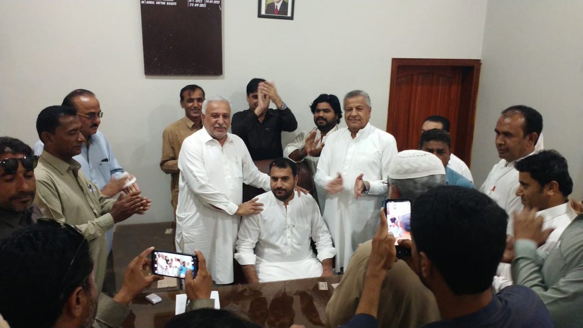 RaeesJaffar's tweet photo. Congratulations Balakh sher Qazi for assuming the charge of Mayor Turbat.may Allah pak give you  more and more success in Life. https://t.co/P7I3DcHSZy