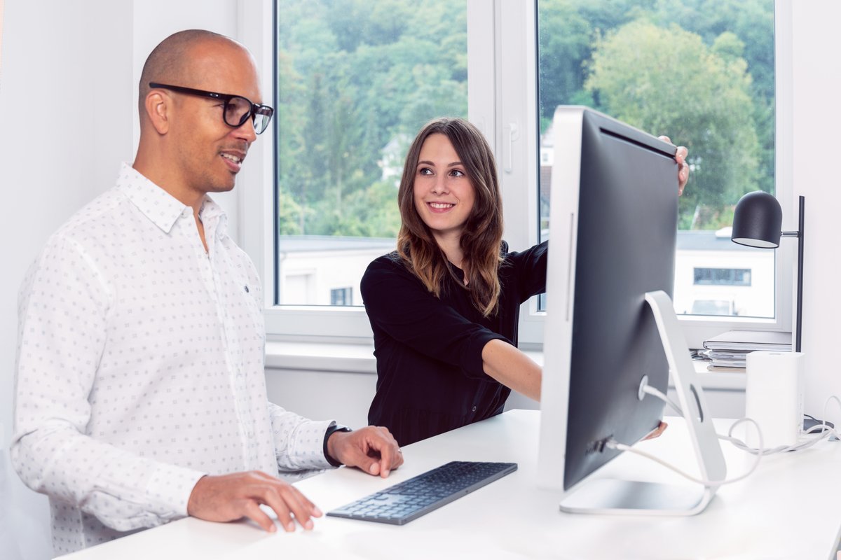 dhfpg_de's tweet photo. Anke Mächler und Sascha Tetzlaff sprechen im Online-Seminar von @haufe über Qualitätskriterien für Anbieter von Maßnahmen zur Betrieblichen #Gesundheitsförderung.
Wann? 📆
Mittwoch, 22.03.2023, 13:30 bis 15:00 Uhr
Zur Anmeldung👇
https://t.co/qIb3TScDQ8
#bgm #gesundheit #dhfpg https://t.co/M2xcqnREs7