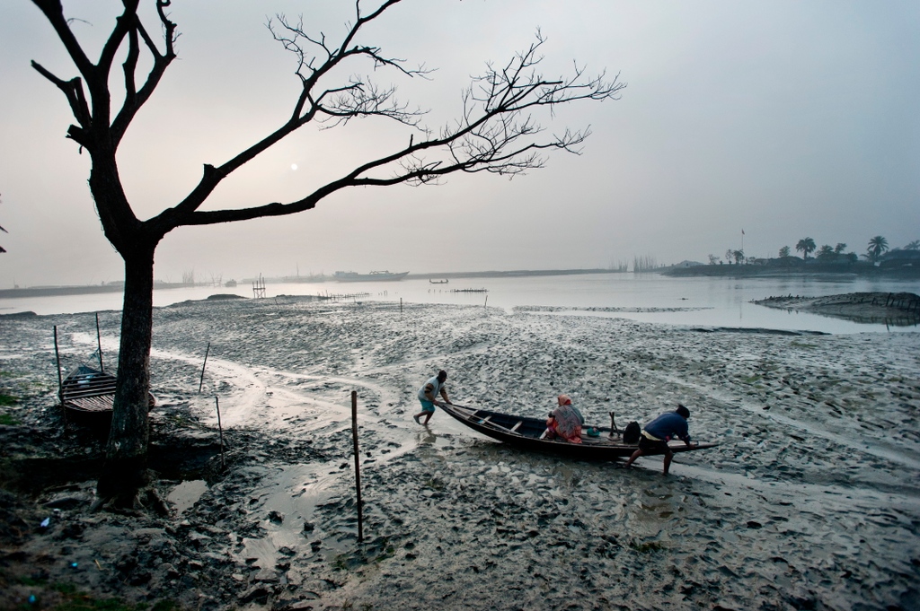 Last Call: 3 days left to apply to the Open Call: Visualising Climate Crisis Advanced Mentoring Programme in Vietnam!  noorimages.com/newsroom/2023/…