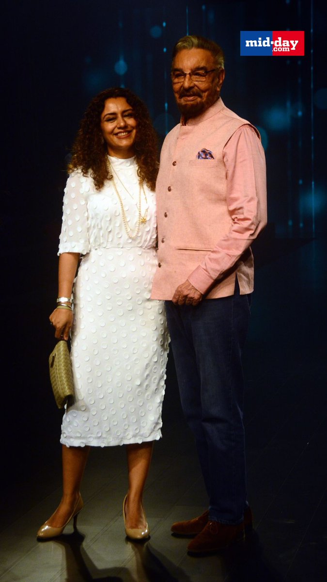 mid_day's tweet photo. #InPhotos |
Kabir Bedi and his wife Parveen Dusanj snapped at the Lakme Fashion Week x FDCI 2023 day 02 in Mumbai
Photos @satejss
@iKabirBedi @parveendusanj
#KabirBedi #ParveenDusanj #LakmeFashionWeek #LakmeFashionWeek2023 #Mumbai #LFWDay2 #LFW #fashion #FashionWeek #FDCI https://t.co/nkzugx4Tdz