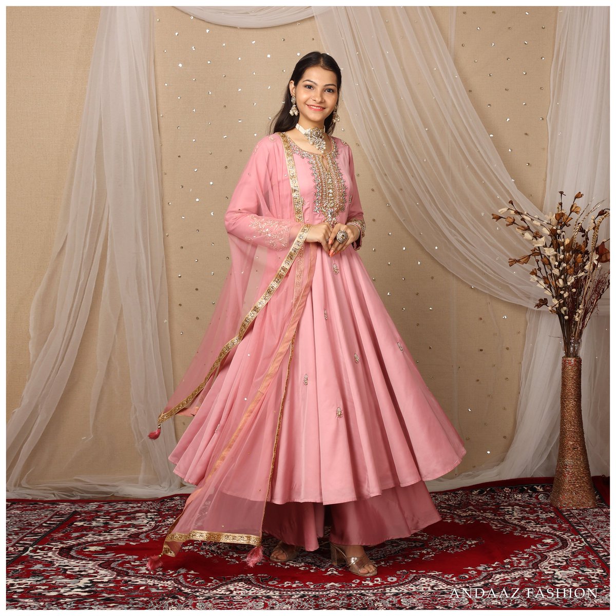 Pale Pink Anarkali is One of our favorite pick this Eid.
.
Product Code:-LSTV112437
.
andaazfashion.com.my/salwar-kameez/…
.
#indianfashion #indianwear #anarkali #anarkalisuits #ethnicwear #indiandresses #Malaysia