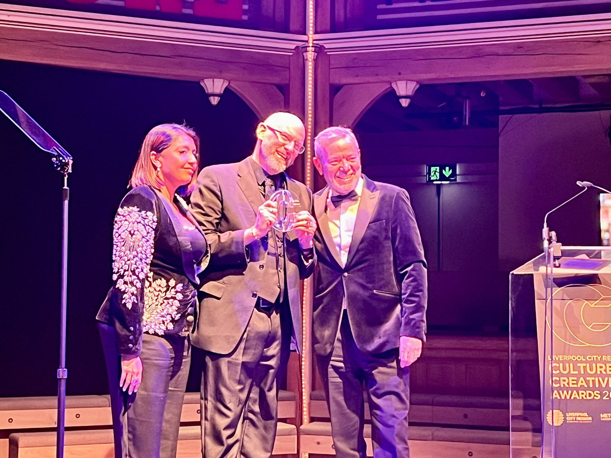 Natalie Reeves Billing (@BillingReeves) on Twitter photo 2023-03-10 11:14:12 Congratulations to an amazing talent and a fabulous human, @HarwoodAliArt who won an award for his contributions to the City last night. Ali is the coordinator of our @LivLitCycle and from all of us, we celebrate his achievement. #LCRCultureAwards Congratulations to an amazing talent and a fabulous human, @HarwoodAliArt who won an award for his contributions to the City last night. Ali is the coordinator of our @LivLitCycle and from all of us, we celebrate his achievement. #LCRCultureAwards