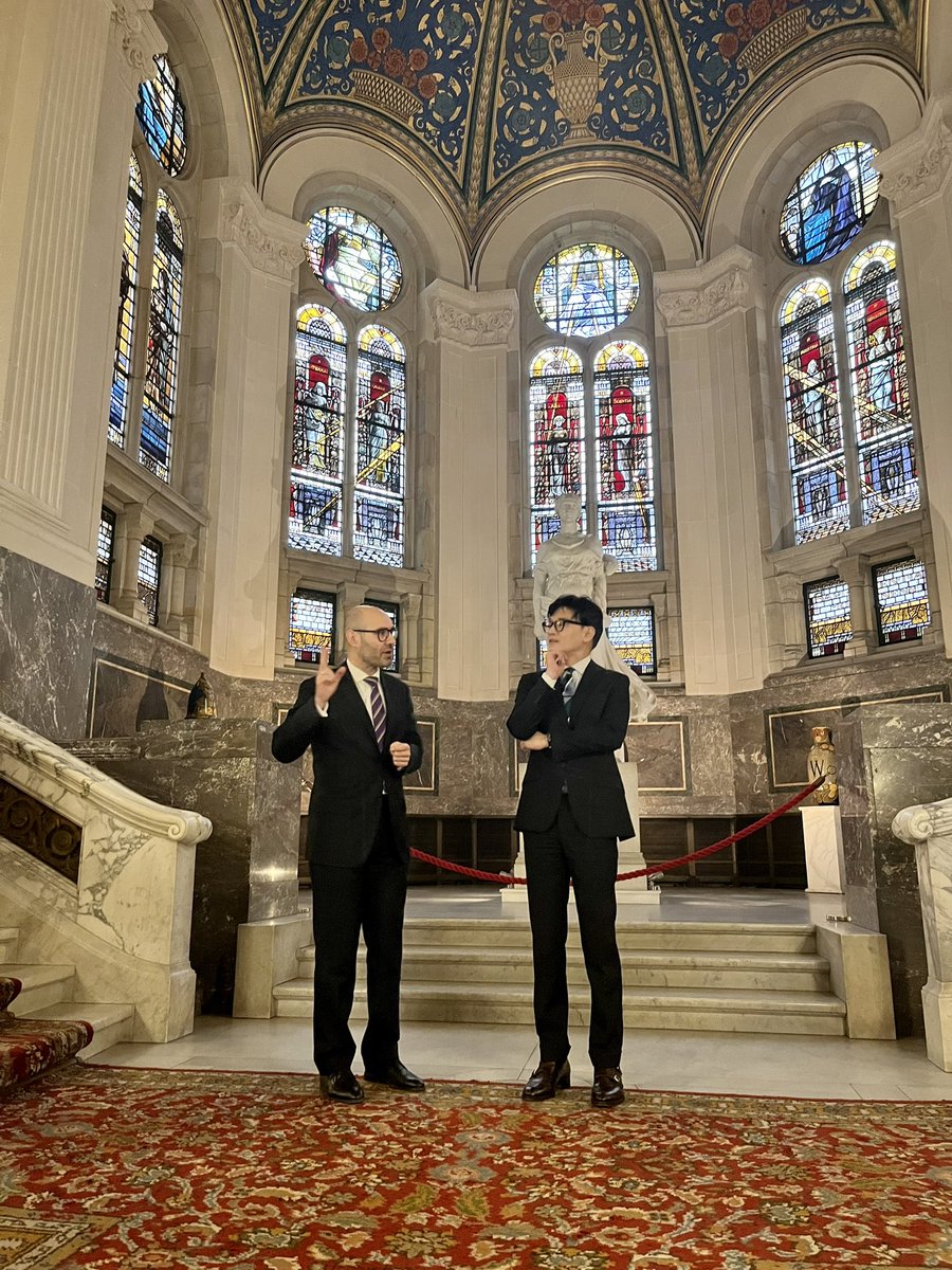 PCA_CPA's tweet image. We were delighted to welcome the Minister of Justice of Korea 🇰🇷, Mr. Han Dong-hoon, and his team to the Peace Palace today. We had a fruitful conversation about strategic collaboration between the #PCA and Korea 🇰🇷.