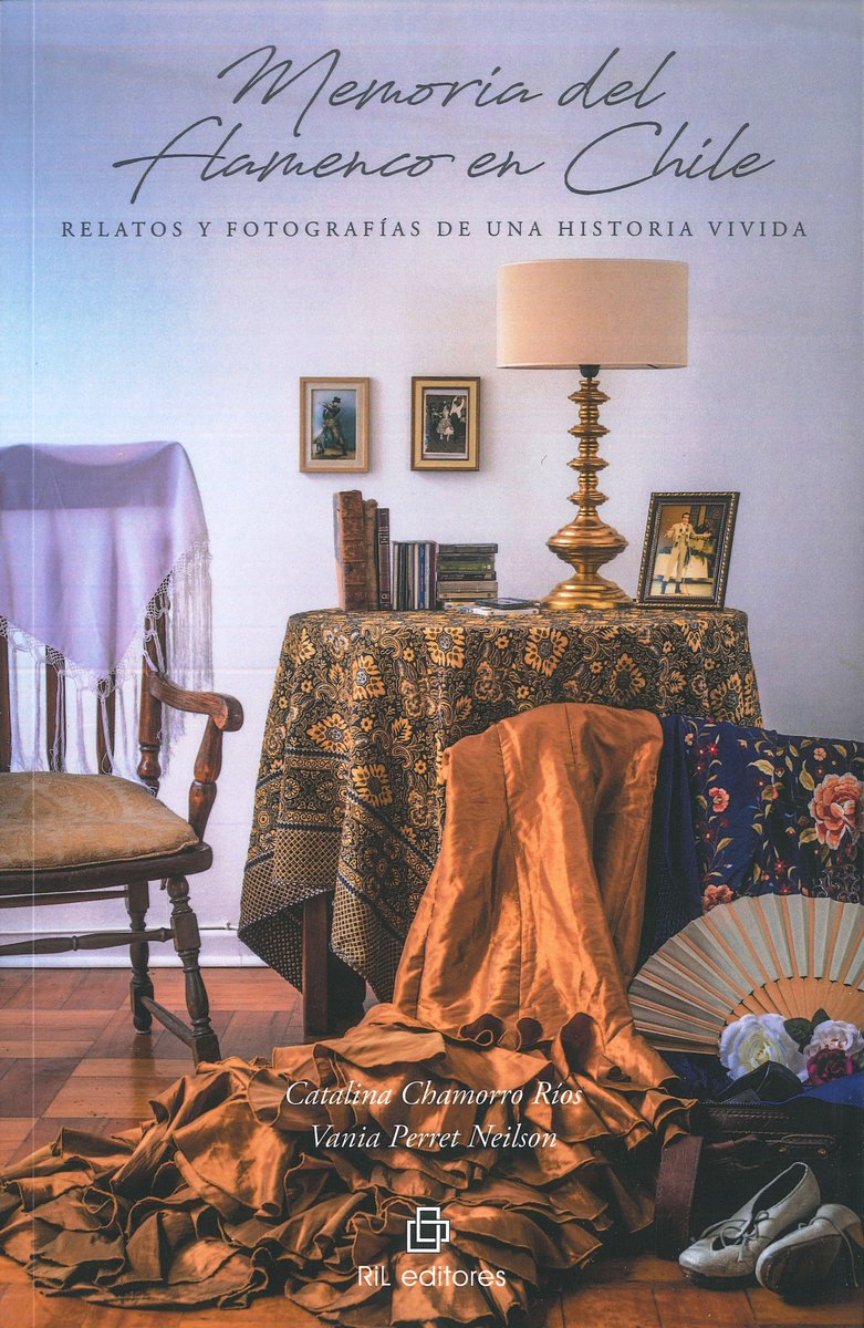 CADFlamenco's tweet photo. Acaba de llegar a nuestra biblioteca el libro "Memoria del Flamenco en Chile. Relatos y fotografías de una historia vivida".  Agradecemos a las autoras, Catalina Chamorro y Vania Perret , el hacernos llegar esta interesante obra, que ya puede ser consultada en nuestra sede. https://t.co/92Rnfv95Ch