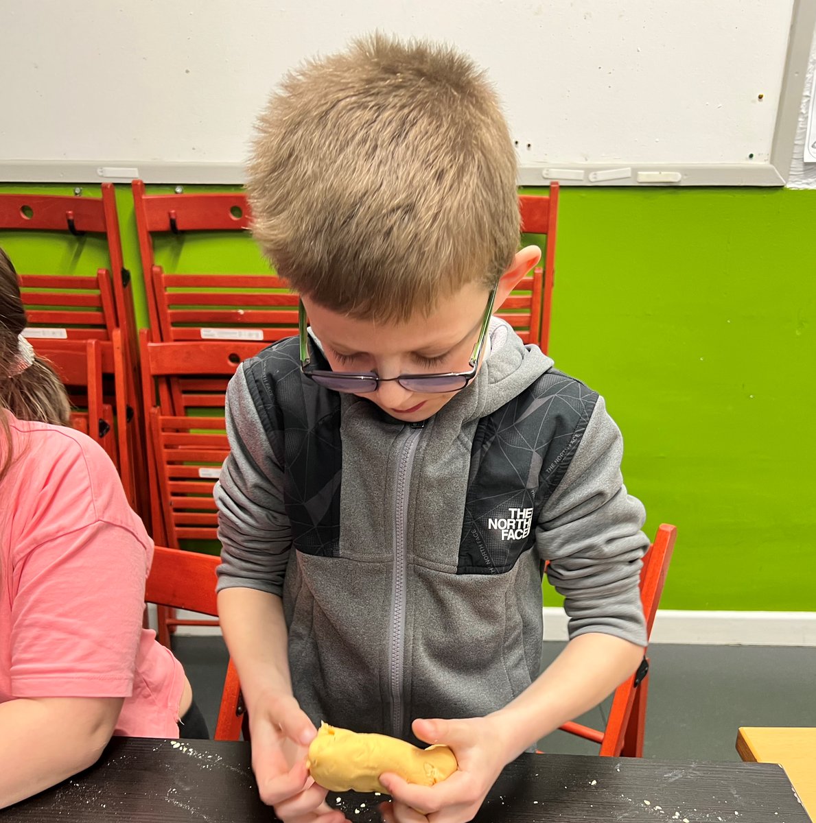 SK4YC's tweet photo. Making Play-Doh - wonderful -  
@YCAlliance
@MissCol53275556
@CarersHfd
@LYCservice
@MCRYoungCarers
@Signpost_Stock
@WhoCaresAction
@CarersTrust
@care_radio
@YACbook
@careinstockport
@NWYCyoungcarers
@carecallmonitor https://t.co/Yl0EPMW64Q