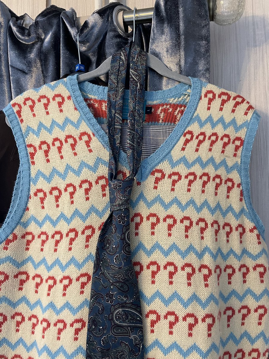 tpdbeech's tweet image. The S26 7th Doctor outfit is finished for @fantomfilms’ #Valiant2023!

I’m so pleased with how this has turned out 🥹 it’s taken about 2yrs in total! 

❤️❤️➕❓

#DoctorWho
#7thDoctor
#Cosplay