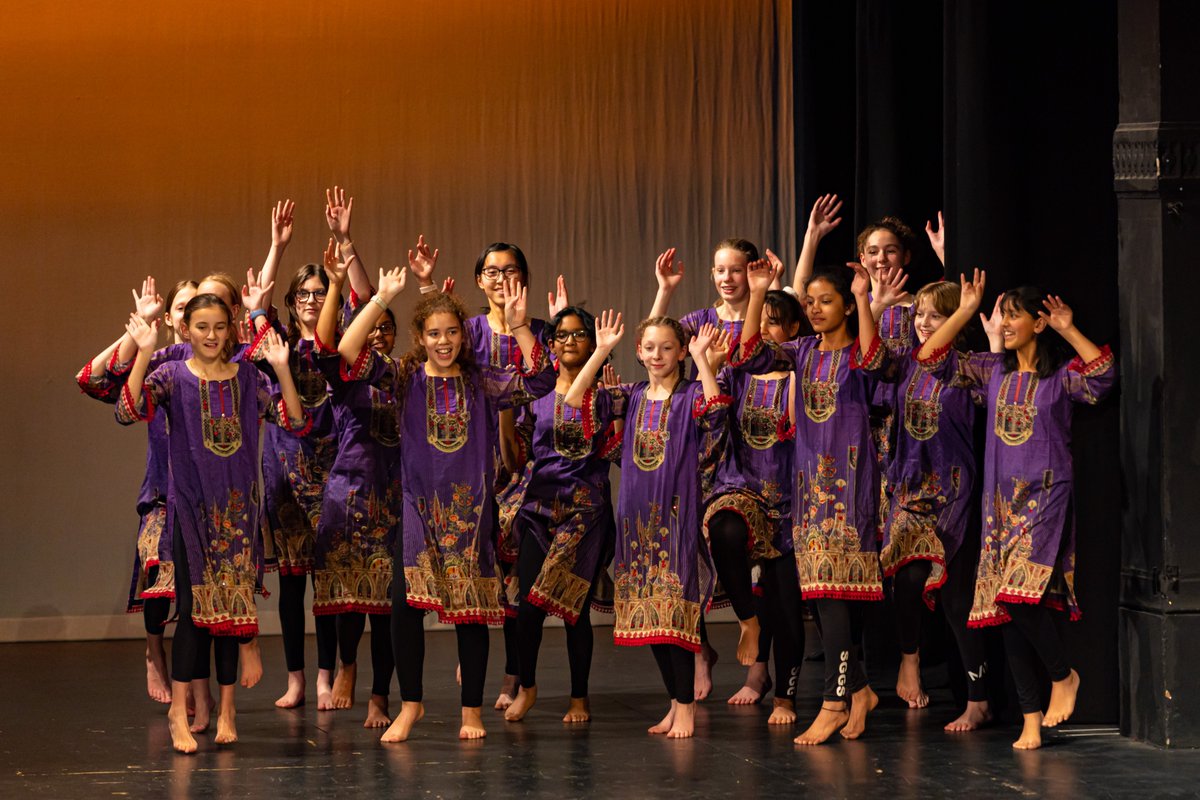 SHOTTERYSPORT's tweet photo. HUGE well done to the dancers who have WON the @LPESSN Virtual Dance Competition for both Key Stage 3 and Key Stage 4! They entered their dances from the Coventry Gotta Dance Competition! Well done!! #SGGSsport https://t.co/mKkajsv0TL